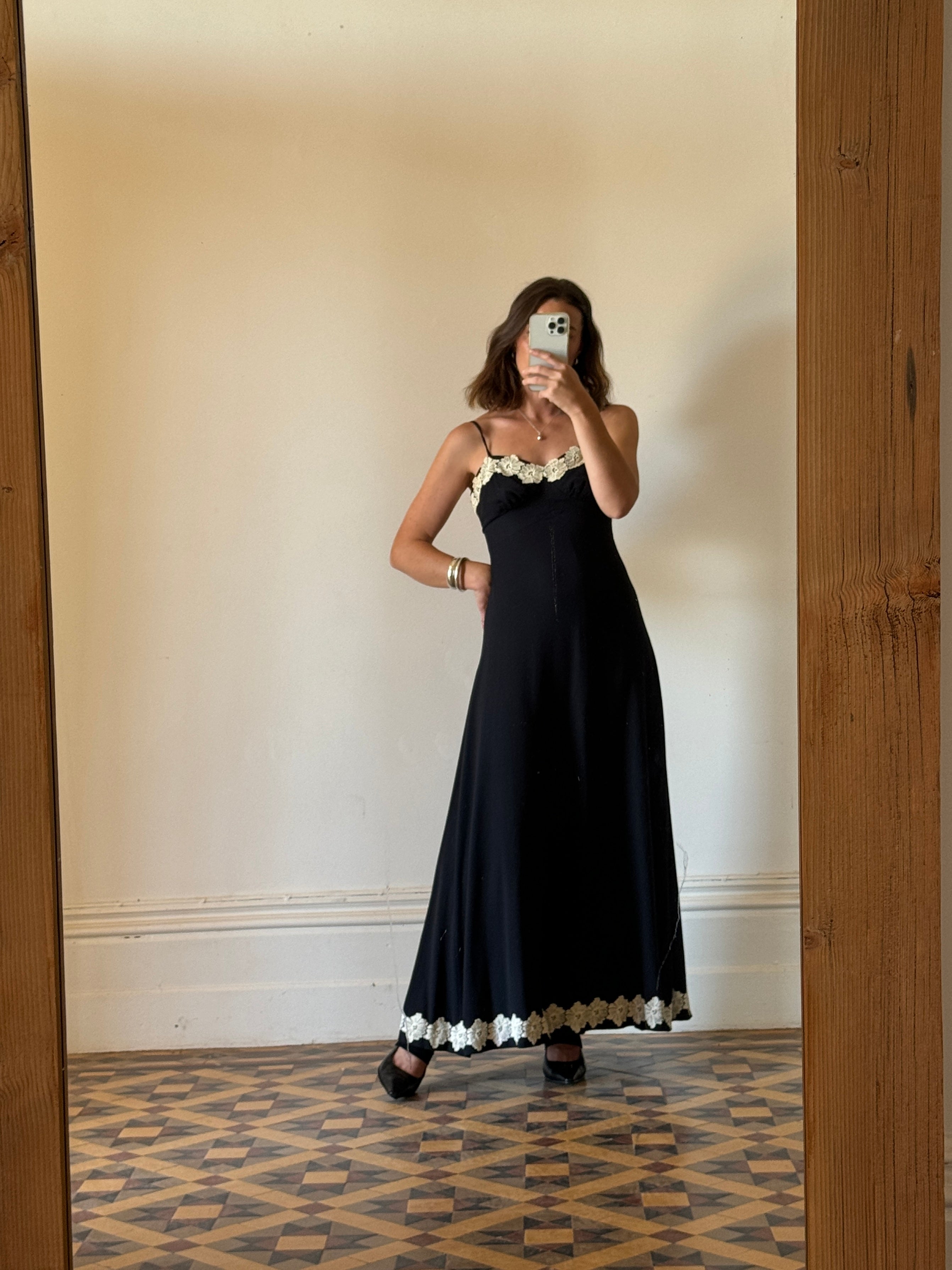 Vintage Black Crepe Midi Dress with Cream Floral Applique – Call Me The  Breeze