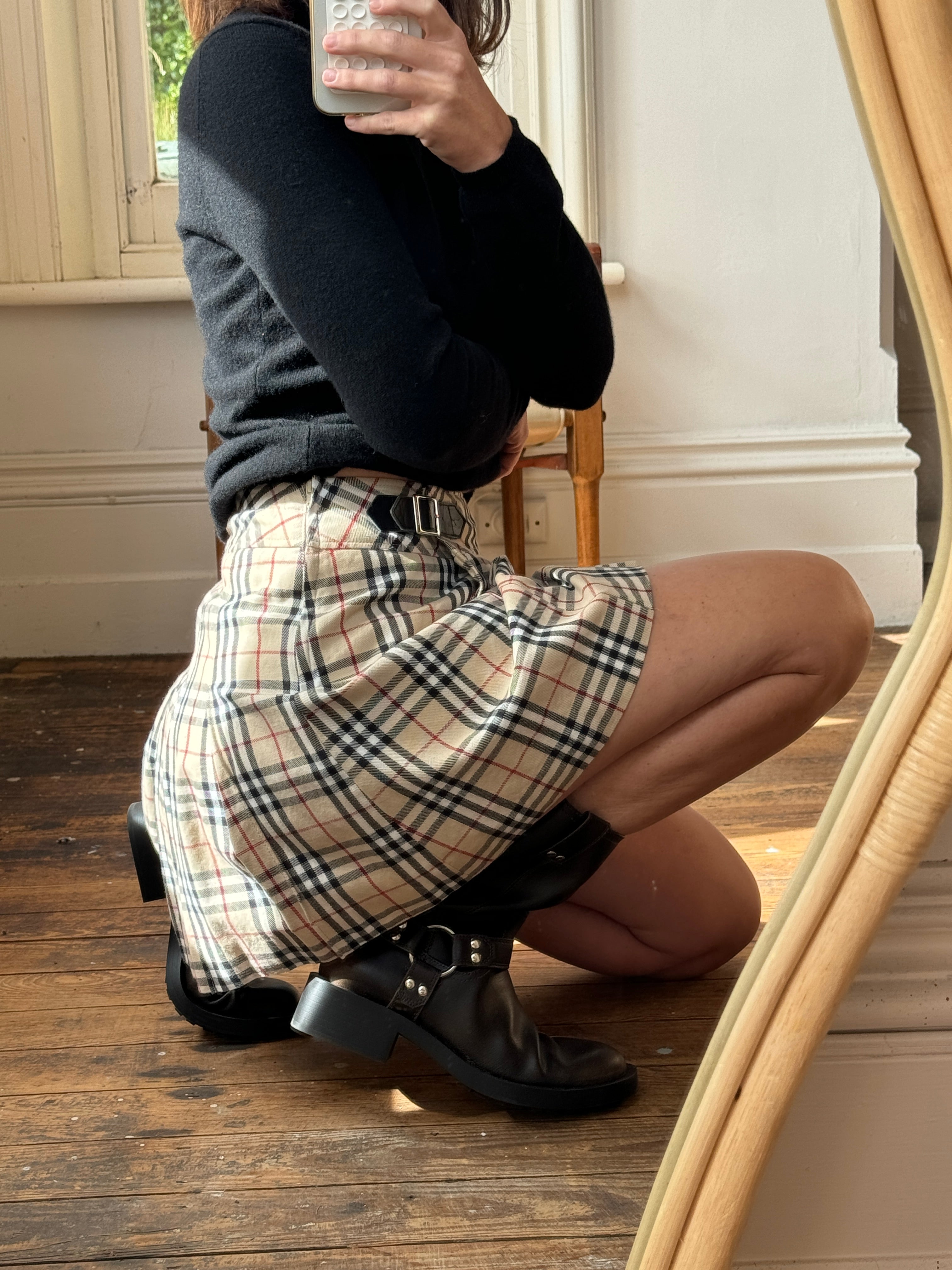 Burberry buckle skirt hotsell