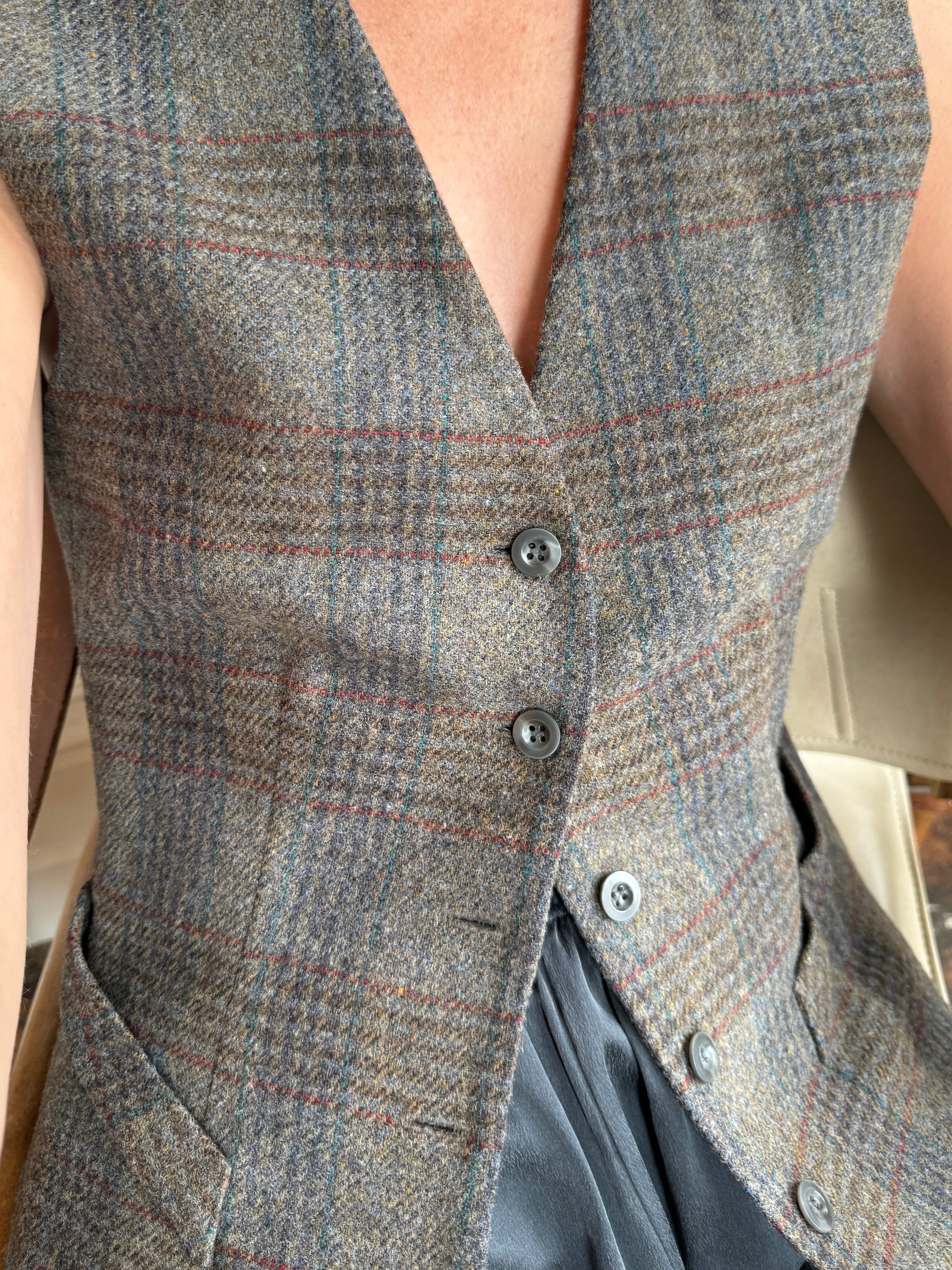 Vintage Tailored Wool Blend Grey Plaid Vest