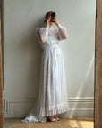 Vintage 70s Lace Daisy Long Sleeved Wedding Dress