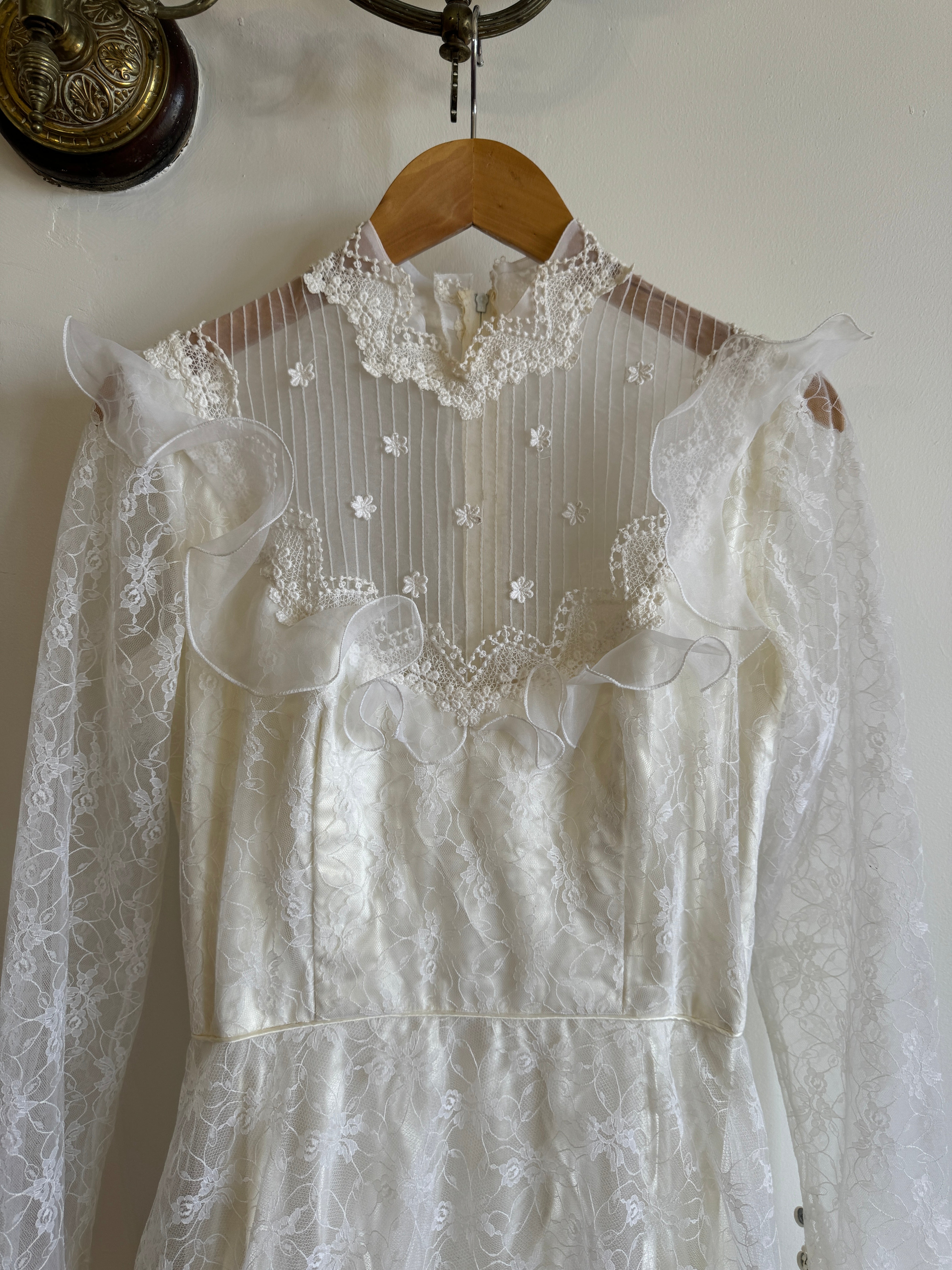 Vintage 70s Embroidered Lace Wedding Gown With Train