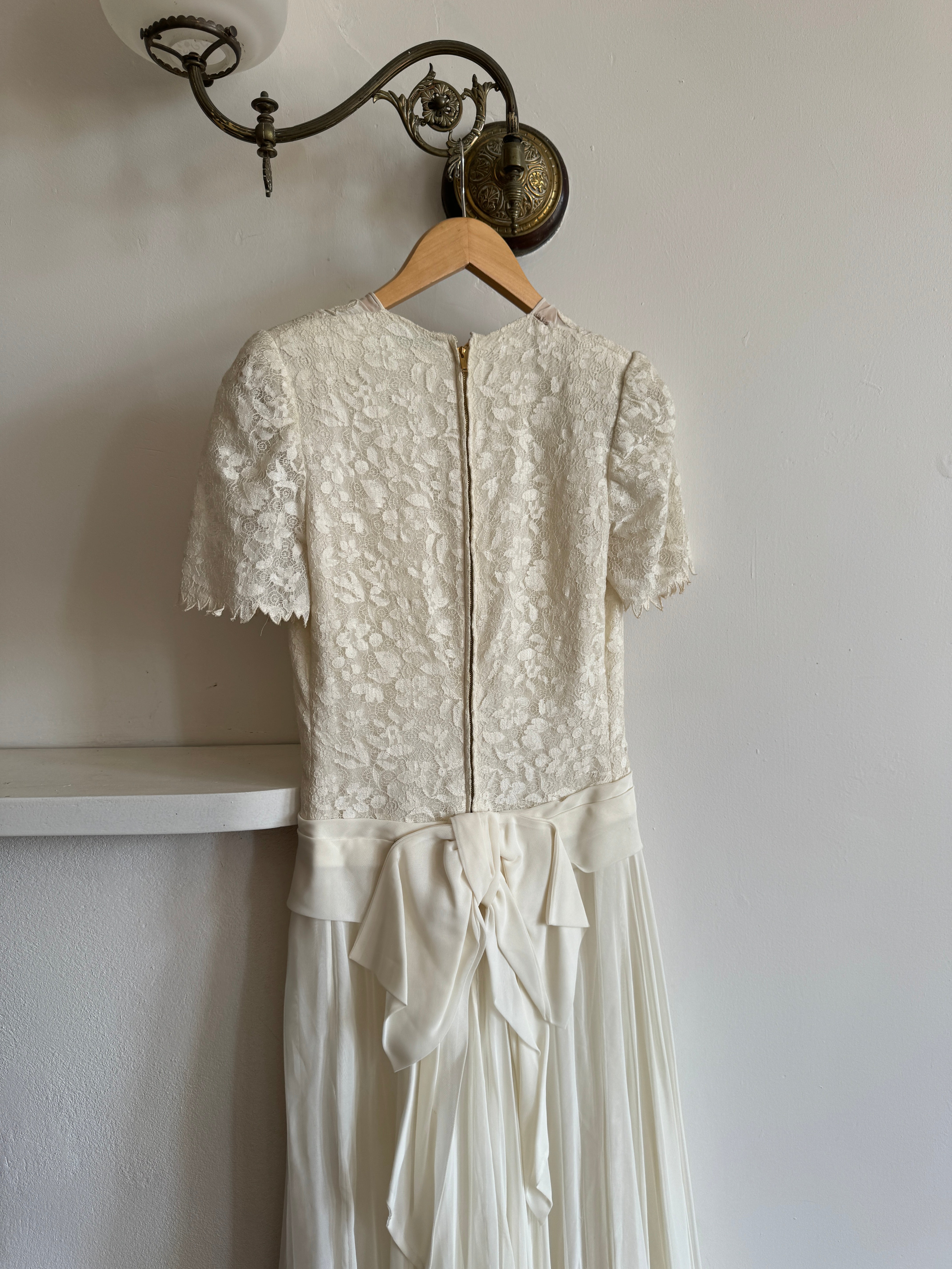 Vintage 30s Ethereal Vine Pleated Wedding Dress